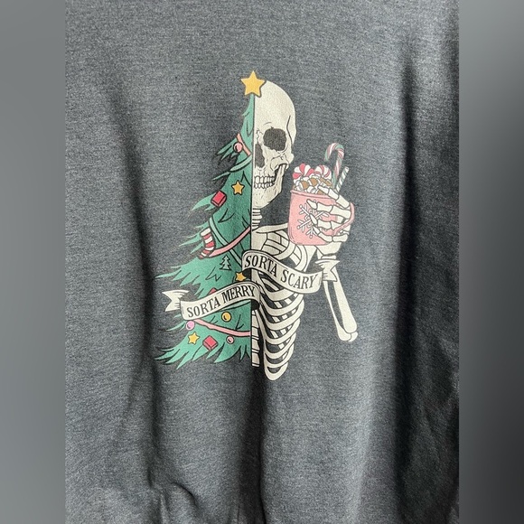 Gildan Sorta Merry Sorta Scary Pullover Sweatshirt NWOT - Picture 2 of 4